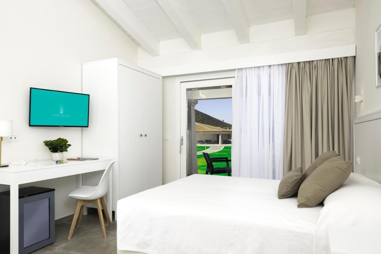Hotel S'Arena Beach 라 칼레타 외부 사진