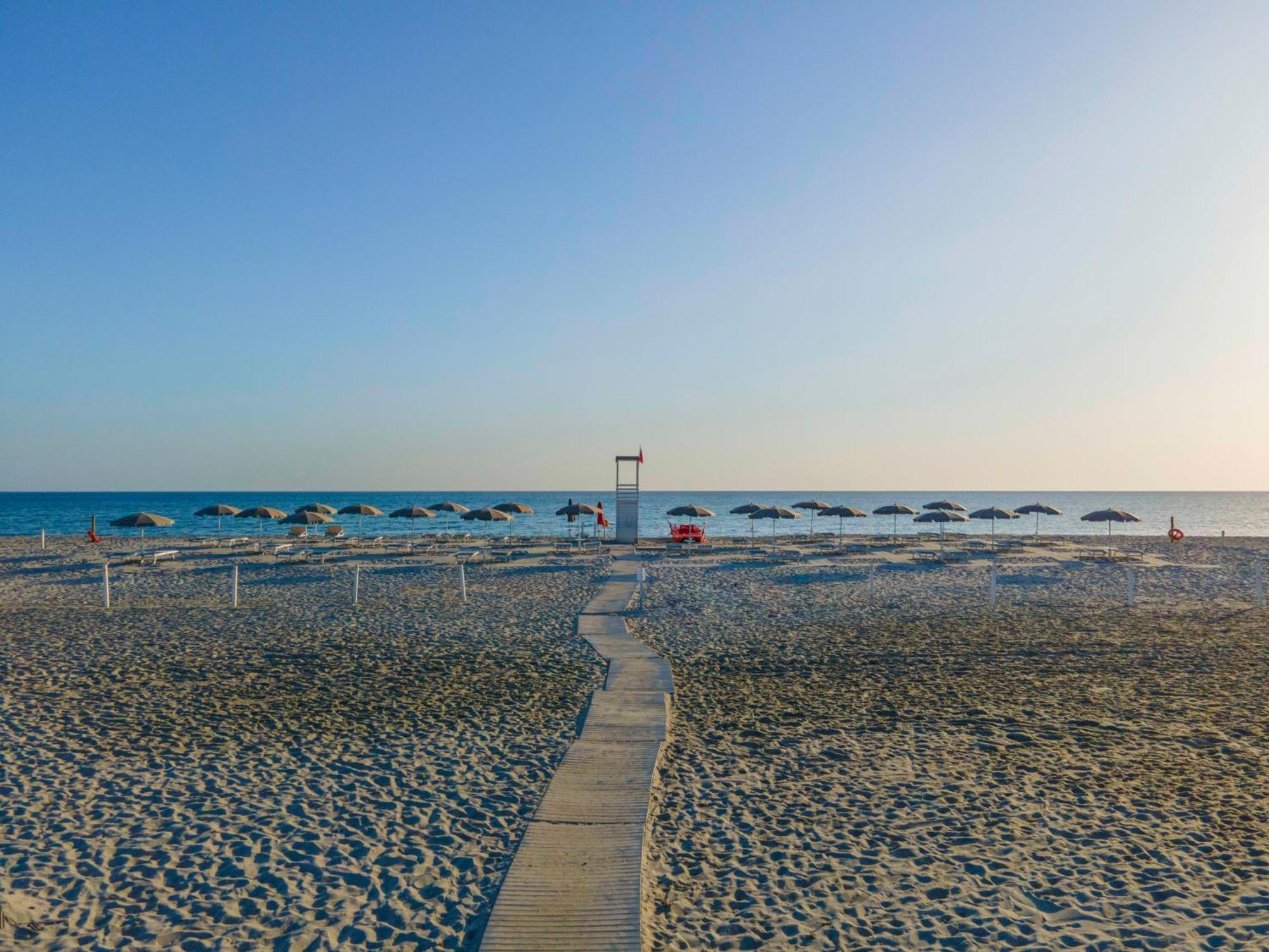 Hotel S'Arena Beach 라 칼레타 외부 사진
