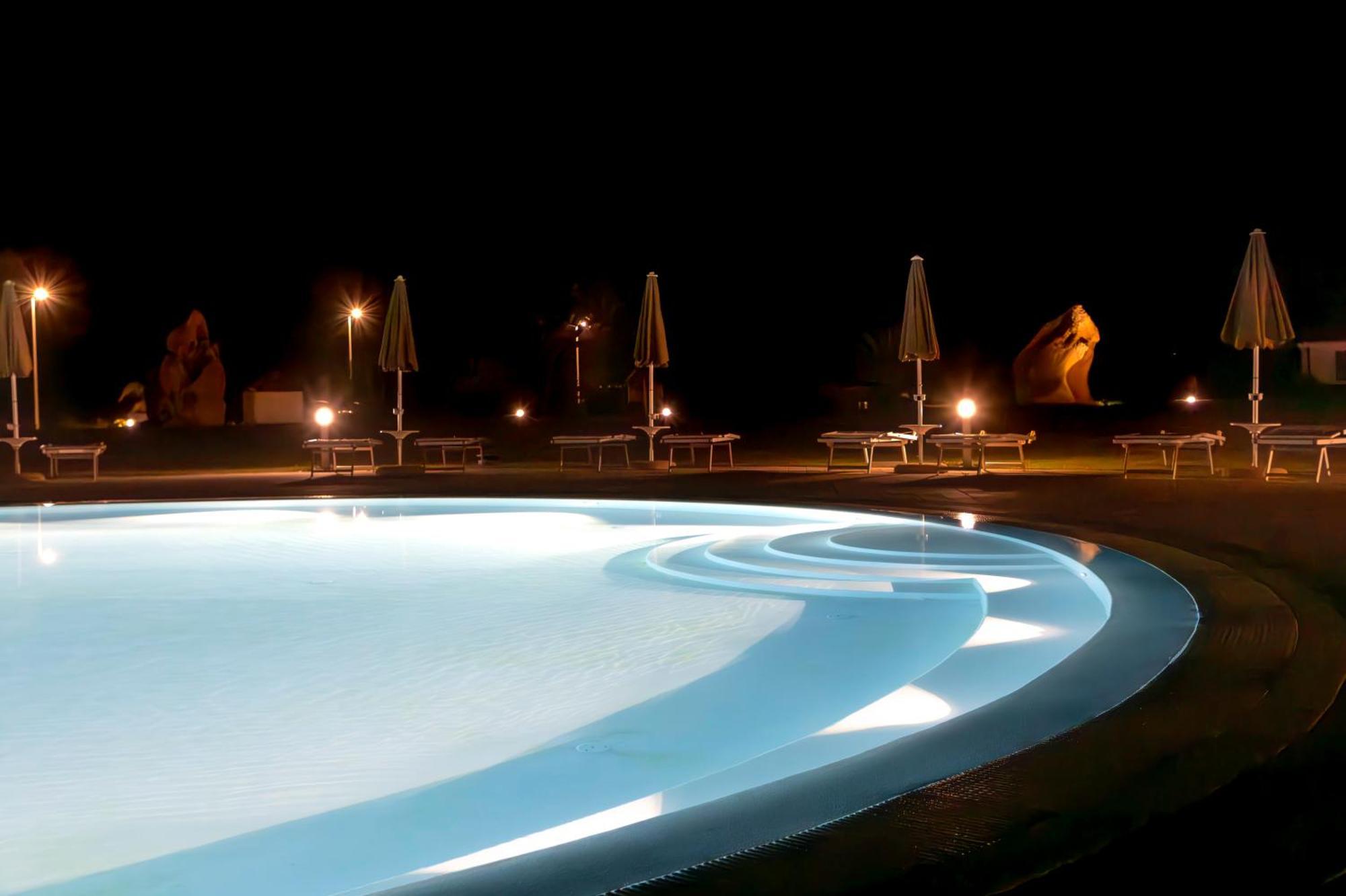 Hotel S'Arena Beach 라 칼레타 외부 사진