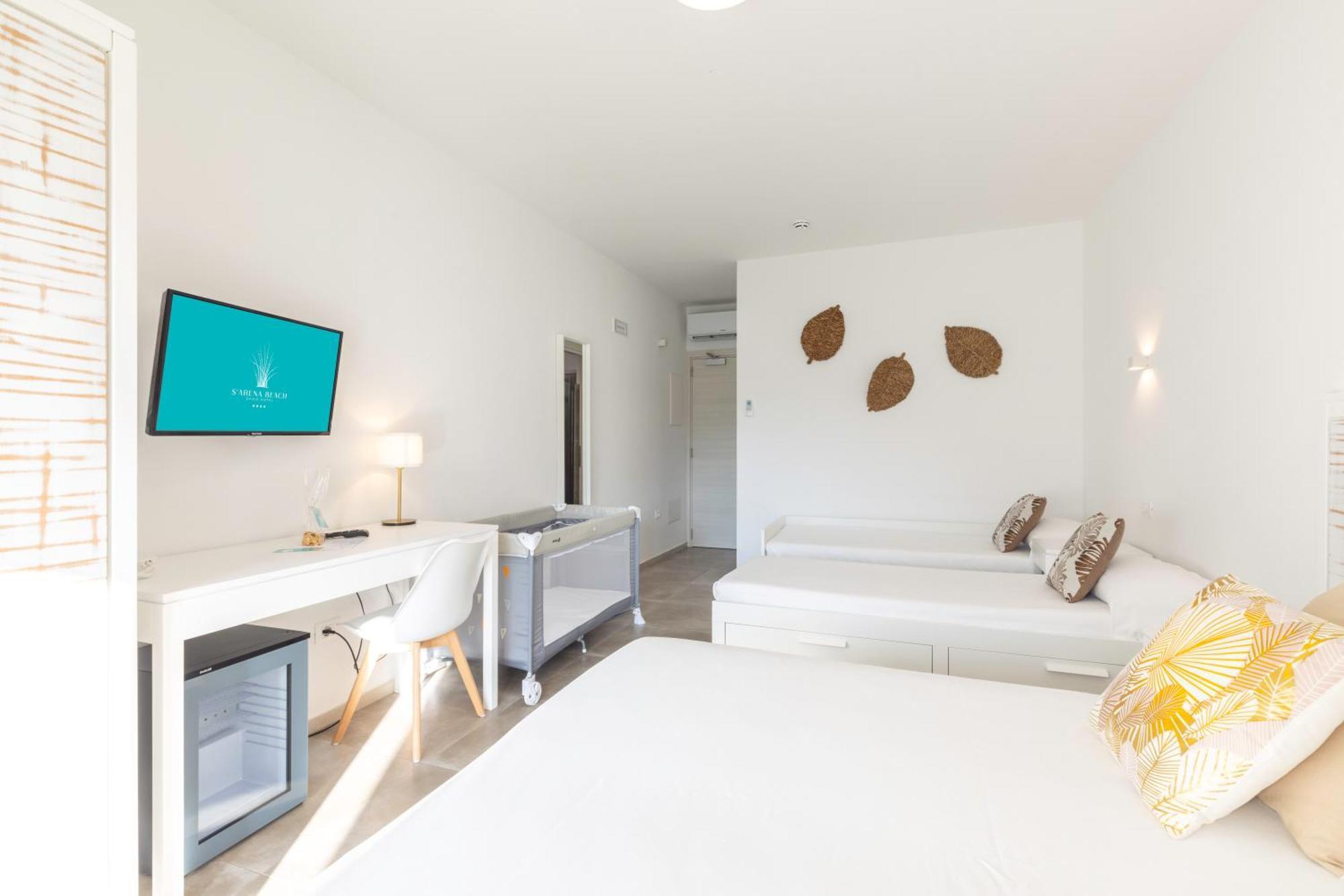 Hotel S'Arena Beach 라 칼레타 외부 사진